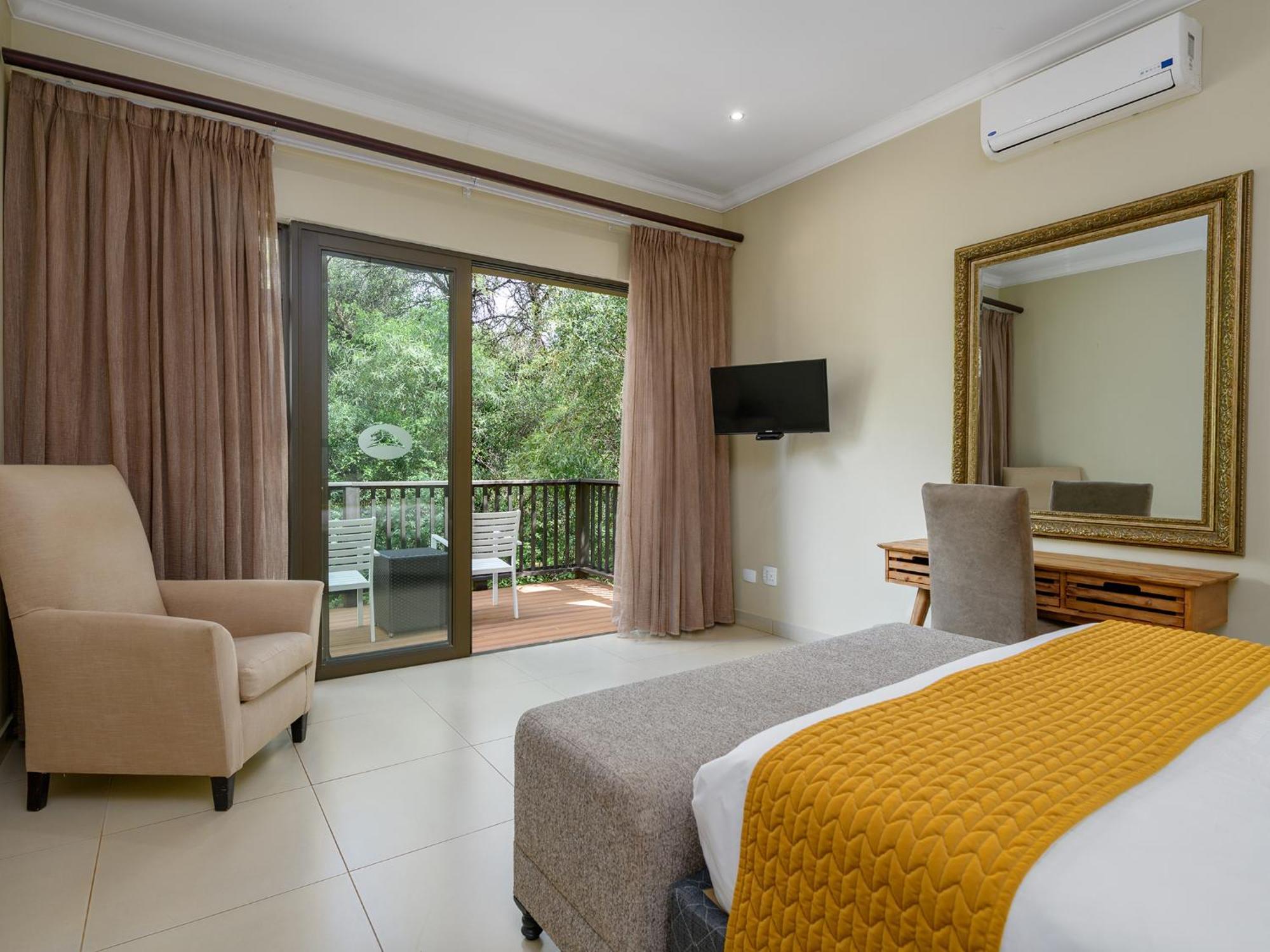 Monomotapa Village @ Legend Golf And Safari Resort Golders Green Exterior foto